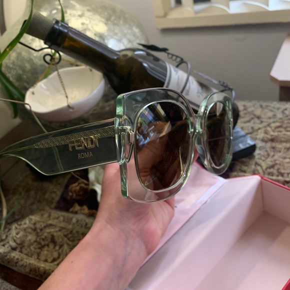 SOLD⛔️Authentic FENDI 53mm Square Acetate logo sunglasses - Picture 7 of 14